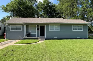 257 Graham Ave, Bonham, TX 75418 - Photo 1