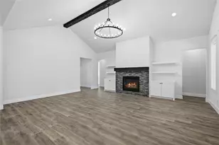 1329 Benjamin Trl, Van Alstyne, TX 75495 - Photo 9