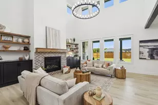 1310 Benjamin Trl, Van Alstyne, TX 75495 - Photo 3