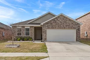 1425 Escondido Dr, Fort Worth, TX 76052 - Photo 1