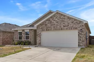 1425 Escondido Dr, Fort Worth, TX 76052 - Photo 3