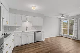 2126 Teakwood Ln, Plano, TX 75075 - Photo 9