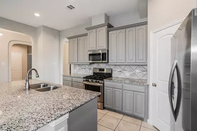 304 Stefani Drive, Red Oak, TX 75154 - Photo 7