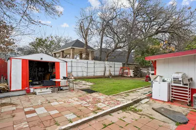 161 W Shore Drive, Lewisville, TX 75057 - Photo 19