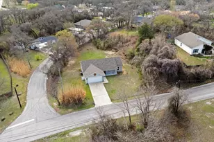 512 Alameda Rd, Azle, TX 76020 - Photo 27