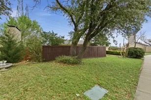 2253 Spicewood Ln, Carrollton, TX 75006 - Photo 25
