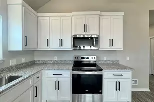 300 Rike Rd, Mabank, TX 75147 - Photo 15