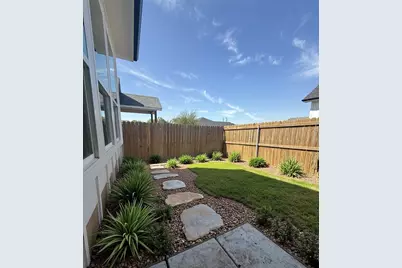 300 Rike Road, Mabank, TX 75147 - Photo 5