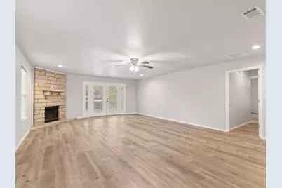 4404 W Fernwood Court, Granbury, TX 76049 - Photo 17
