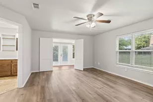 4404 W Fernwood Ct, Granbury, TX 76049 - Photo 23