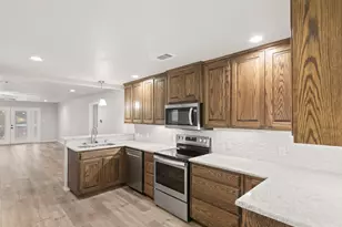 4404 W Fernwood Ct, Granbury, TX 76049 - Photo 13