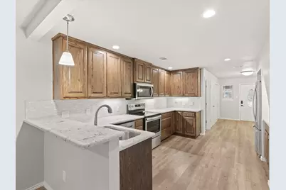 4404 W Fernwood Court, Granbury, TX 76049 - Photo 17