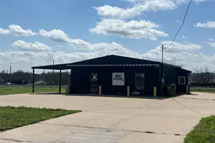 300 E Railroad Ave, Godley, TX 76044 - Photo 1