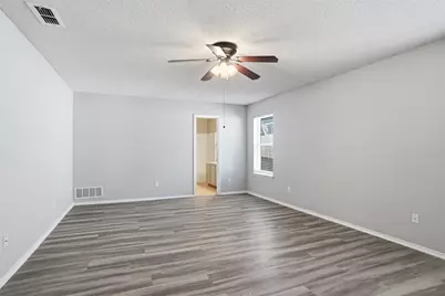 5713 Sea Breeze Lane, Fort Worth, TX 76135 - Photo 9