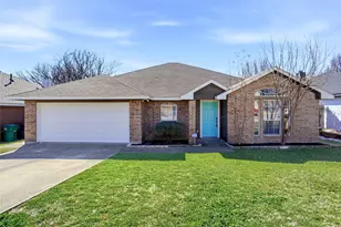 5713 Sea Breeze Ln, Fort Worth, TX 76135 - Photo 1
