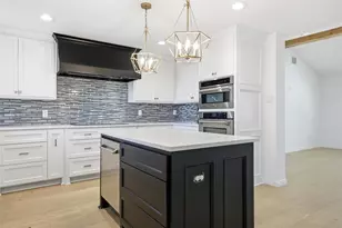 301 Tinsley W, Robinson, TX 76706 - Photo 11