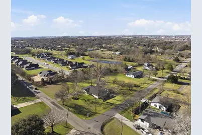 301 Tinsley W, Robinson, TX 76706 - Photo 37