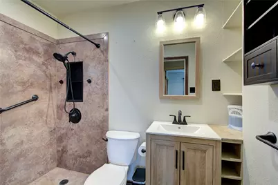 210 E Daugherty Drive, Garland, TX 75041 - Photo 15