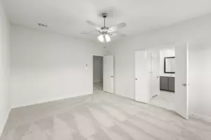 2642 Copper Breaks St, Dallas, TX 75228 - Photo 15