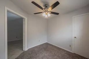 2800 Keller Springs Rd, Carrollton, TX 75006 - Photo 21