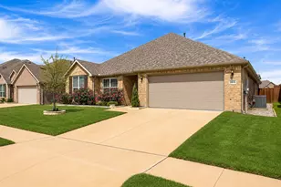 2809 Ranger Ln, Aubrey, TX 76227 - Photo 1