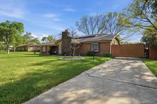 8709 Granite Ct, Fort Worth, TX 76179 - Photo 5