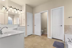 1300 Ghost Flower Dr, Fort Worth, TX 76177 - Photo 19