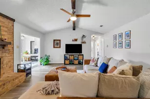 310 Biscay Dr, Garland, TX 75043 - Photo 9