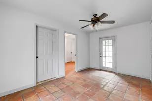 10039 Shadyview Dr, Dallas, TX 75238 - Photo 13