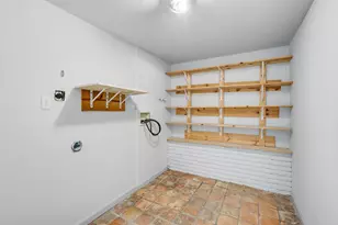 10039 Shadyview Dr, Dallas, TX 75238 - Photo 15