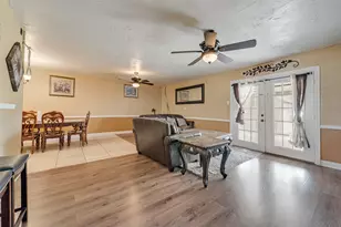 3924 Emerald Dr, Mesquite, TX 75150 - Photo 3