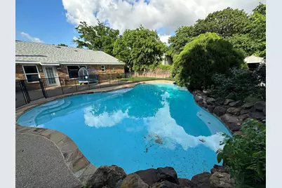 927 S Riverside Drive, Grapevine, TX 76051 - Photo 13