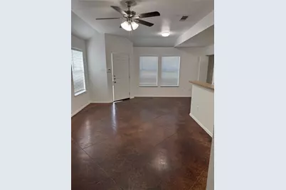 521 Oakwood Lane, Arlington, TX 76012 - Photo 15