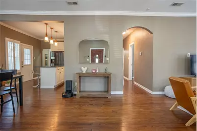 1004 Moreland Avenue, Dallas, TX 75204 - Photo 3