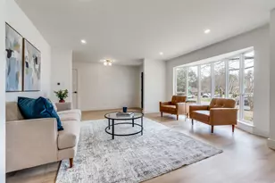 9406 Arborhill Dr, Dallas, TX 75243 - Photo 31