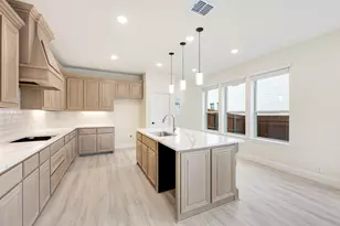 1012 River Oaks Dr, Godley, TX 76044 - Photo 9