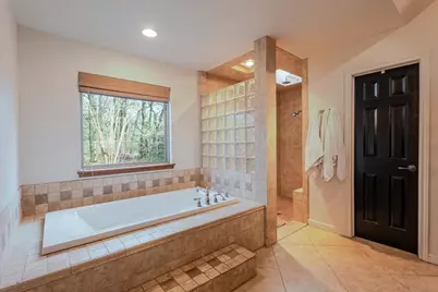 651 Spring Creek Parkway, Weatherford, TX 76087 - Photo 9