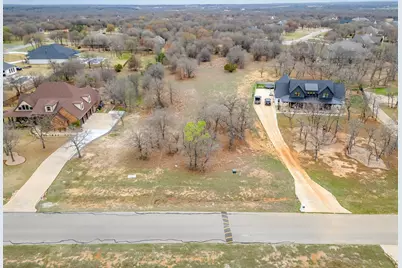 720 S Sugartree Drive, Lipan, TX 76462 - Photo 1