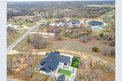 720 S Sugartree Drive, Lipan, TX 76462 - Photo 9