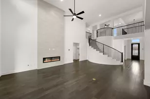 2544 Baypoint Dr, Grand Prairie, TX 75054 - Photo 17