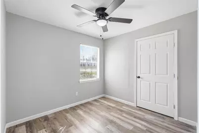 6129 Singing Hills Drive, Dallas, TX 75241 - Photo 19