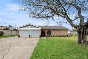 1405 Timberline Dr, Benbrook, TX 76126 - Photo 1