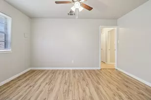 413 Glenhaven Dr, Azle, TX 76020 - Photo 25