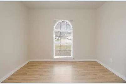 413 Glen Haven Drive, Azle, TX 76020 - Photo 11