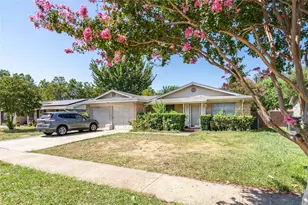1809 Crockett St, Garland, TX 75042 - Photo 5