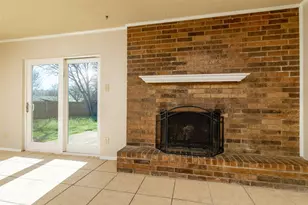 551 Rockledge Dr, Saginaw, TX 76179 - Photo 13