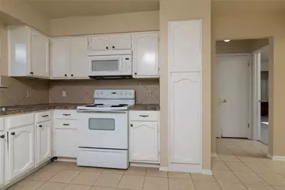 551 Rockledge Drive, Saginaw, TX 76179 - Photo 17