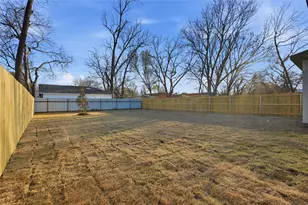 8724 Quinn St, Dallas, TX 75217 - Photo 21