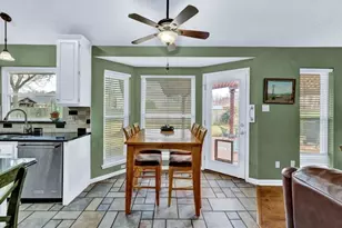 504 Anthony Dr, Euless, TX 76039 - Photo 11