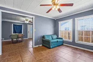 1115 S Hazelwood St, Sherman, TX 75090 - Photo 5